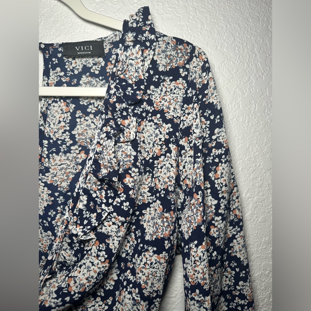 VICI Posy Floral Front Knot Tie Tiered Mini Blue Size Medium Women Dress - Picture 4 of 10